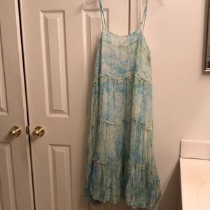 Spring sleeveless flare dress
